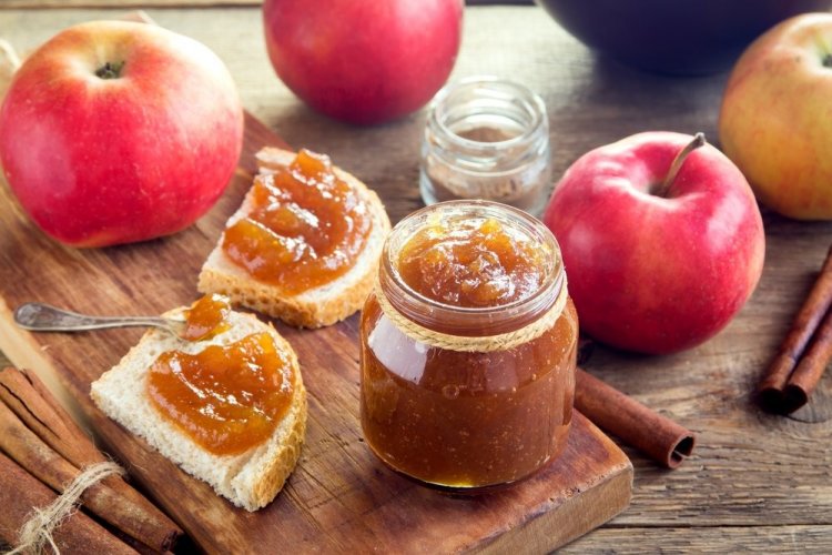 Jam from Baked Apples