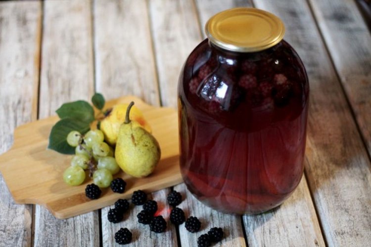 Pear, Grape, and Blackberry Compote