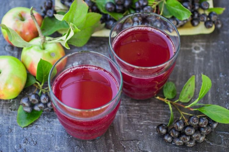 Apple and Chokeberry Wine