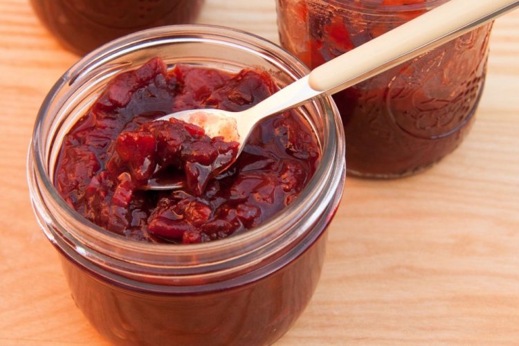 Blueberry, Cranberry, and Onion Chutney