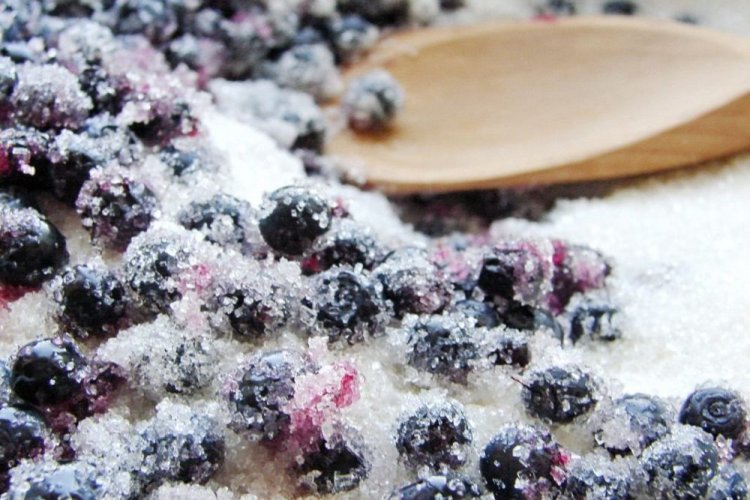 Blueberries with Sugar for Winter