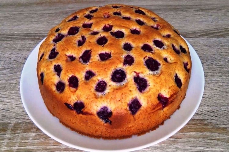 Pour-Over Cherry Cake with Margarine