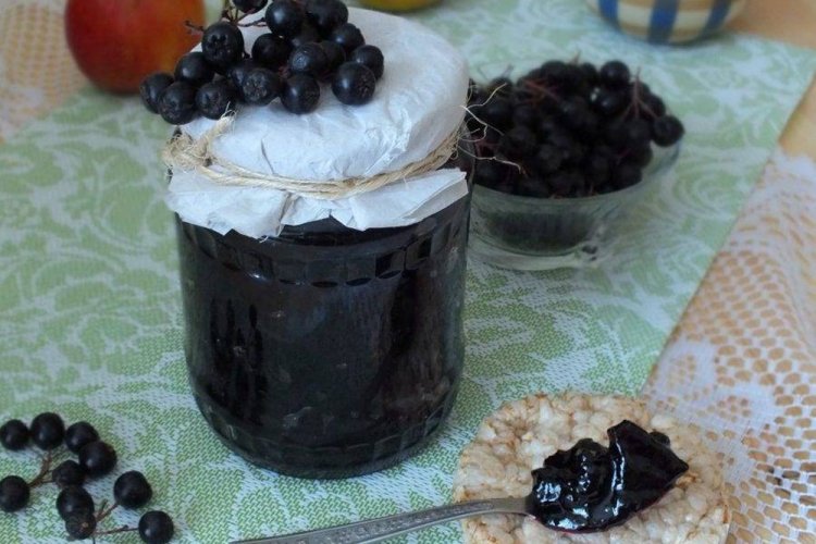 Aronia Jam – Classic Recipe