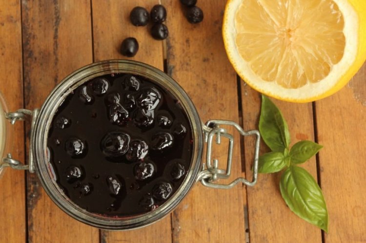 Aronia Jam with Lemon