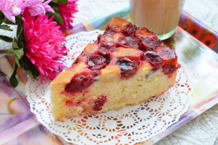 Pastel de requesón con bayas