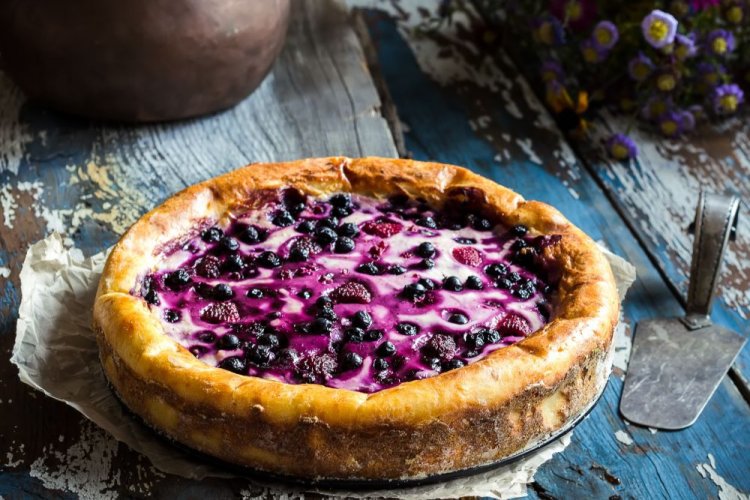 Shortcrust Blueberry and Raspberry Pie