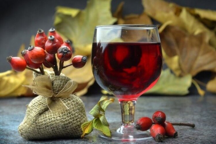 Saskatoon Berry Liqueur with Honey and Rose Hips