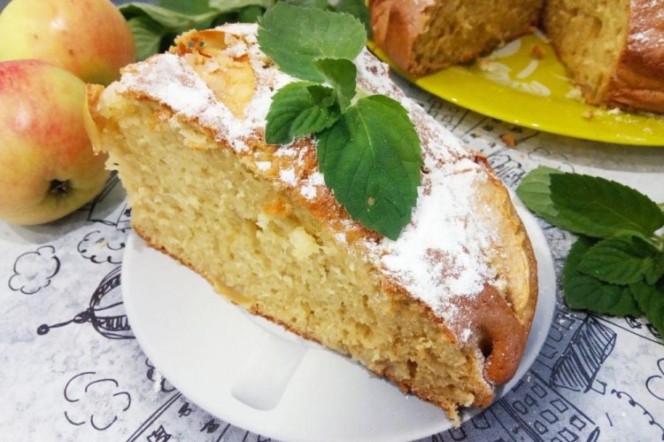 Tarta de manzana con crema agria