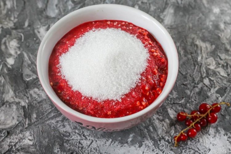 Redcurrant with Sugar and Citric Acid