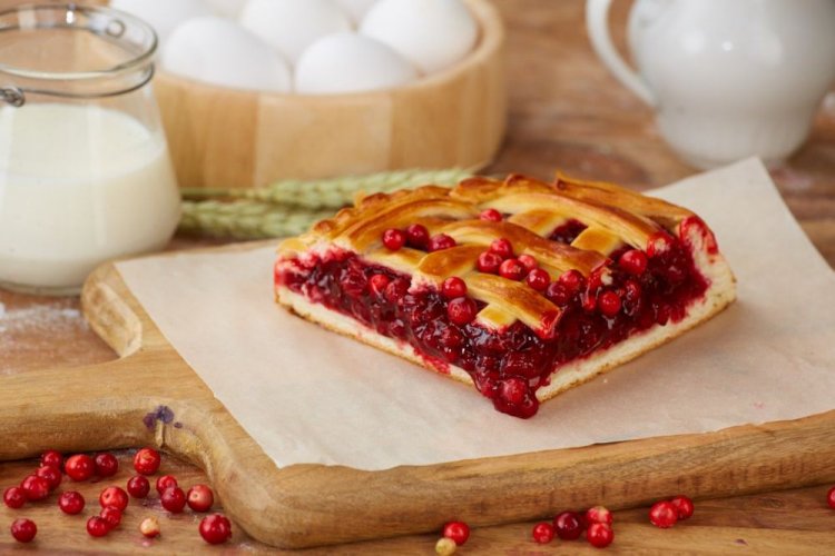 Pastel de arándano rojo dulce