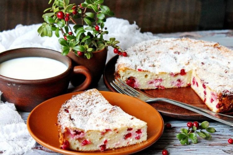 Pastel de requesón con arándano rojo