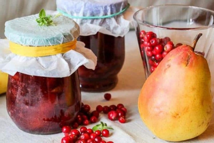 Lingonberry and Pear Jam