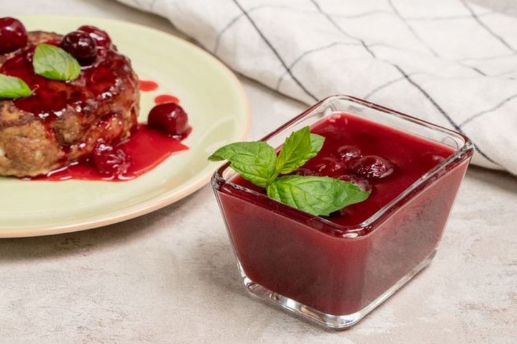 Gooseberry and Tomato Sauce