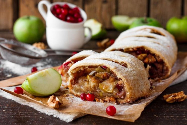 Festive Strudel with Apples, Nuts, and Cranberries