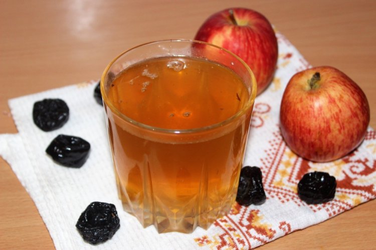 Compota de ciruela pasa y manzana