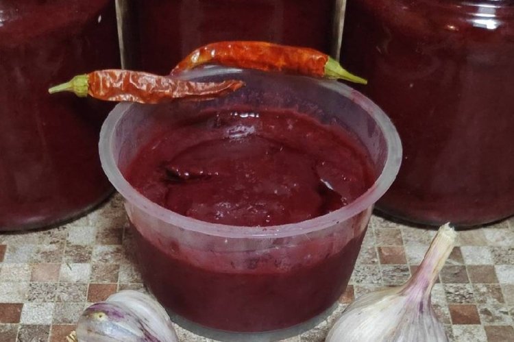 Scharfe Felsenbirnen-Sauce für den Winter