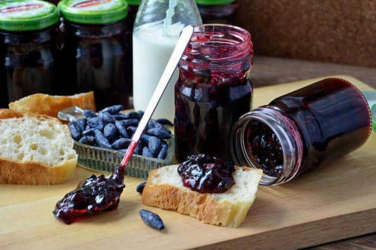 Honeysuckle Jam with Rhubarb
