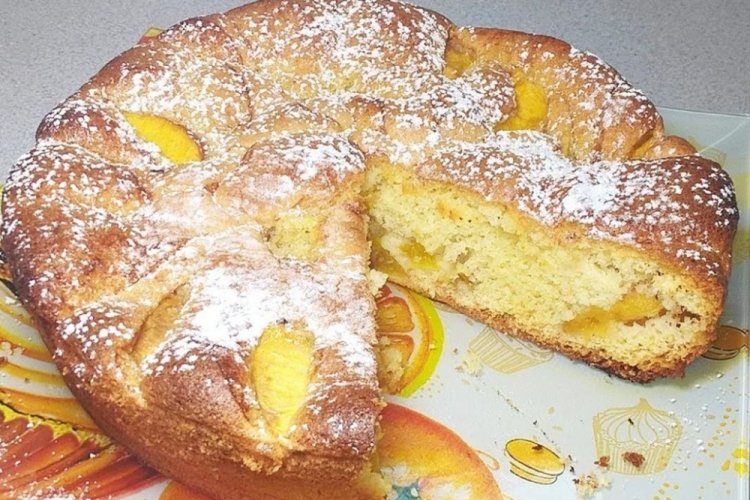 Charlotte magra con melocotones