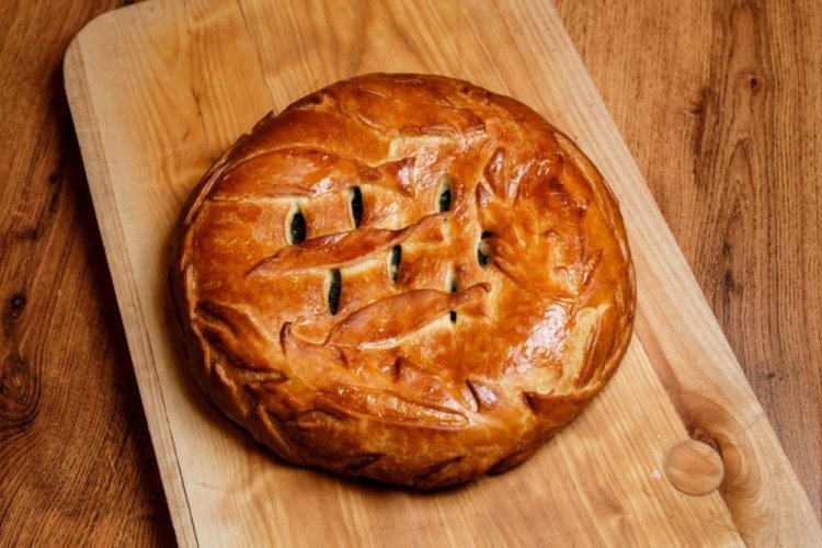 Tarta de levadura con ruibarbo sin huevos ni leche
