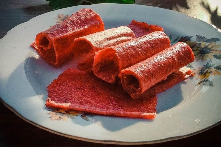 Tomato and Basil Fruit Leather
