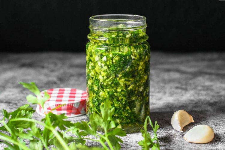Basil with Parsley, Cilantro, and Garlic in Vinegar Marinade