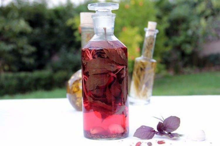 Basil Vinegar