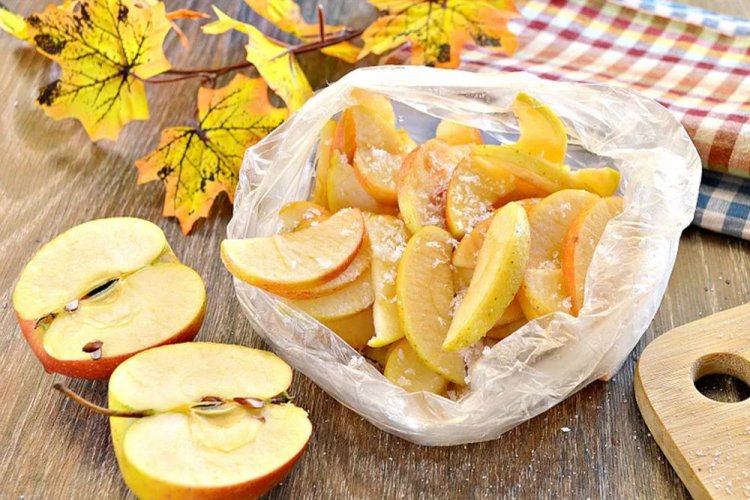 Äpfel, in Scheiben eingefroren