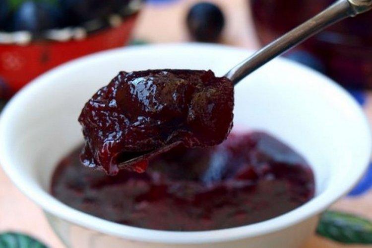 Schlehenmarmelade für den Winter