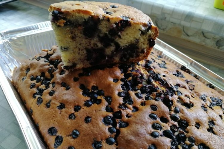 Pour-Over Blueberry Pie with Mayonnaise