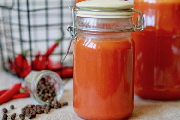 Salsa de tomate para el invierno – receta clásica