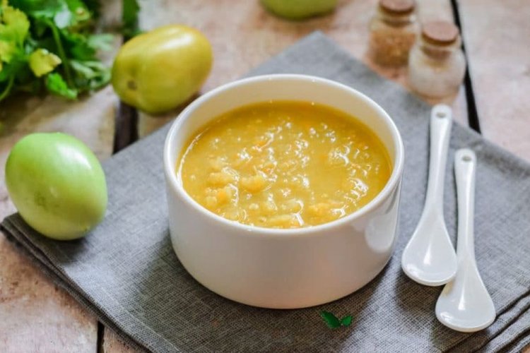 Salsa de tomates verdes con jengibre para el invierno