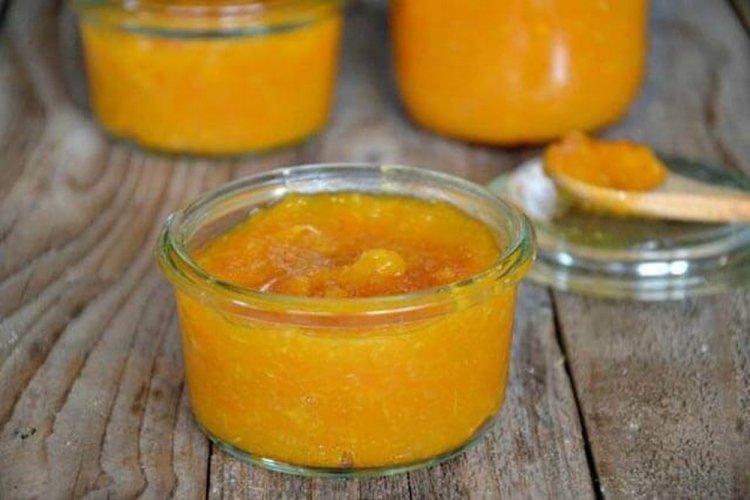 Salsa de tomates amarillos con almidón para el invierno