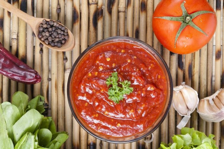 Salsa de tomate con coñac