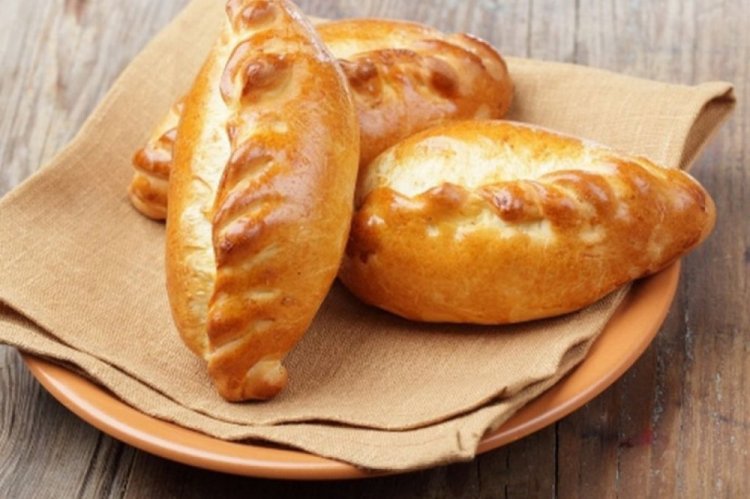 Raspberry Pies with Milk and Baking Powder