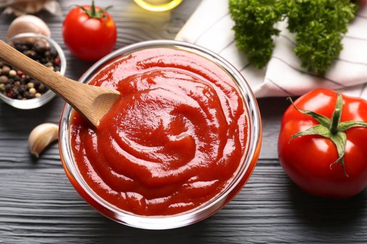 Tomatenketchup mit Zitronensaft
