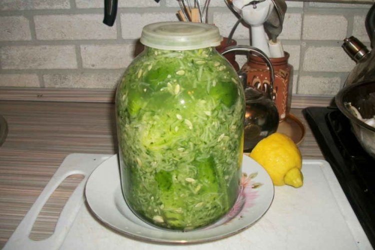 Cucumbers in Grated Cucumbers for Winter