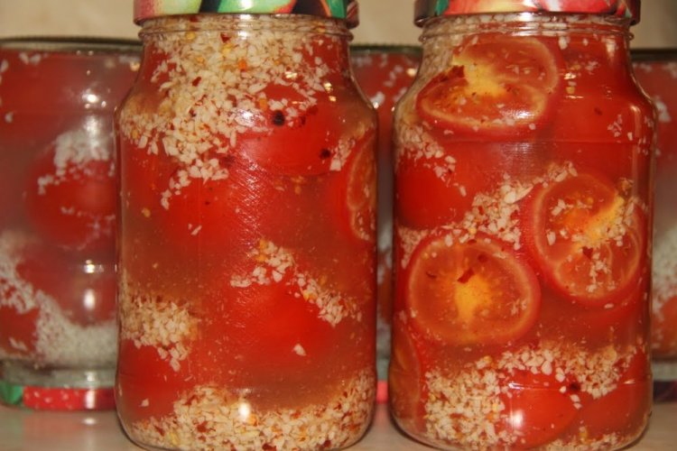 Tomatoes “in Snow” for Winter