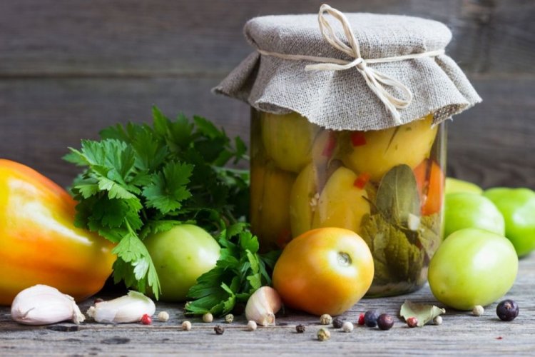 Tomates verdes rellenos «Para chuparse los dedos»