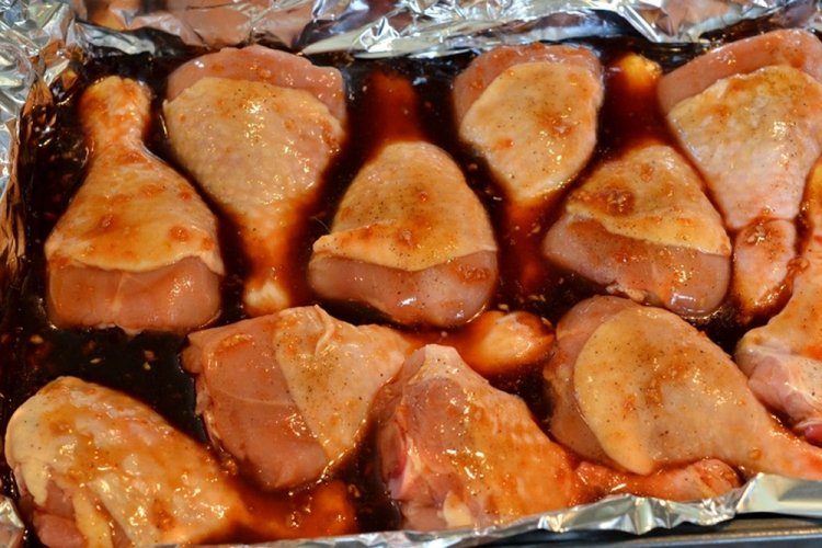 Marinade for Chicken Drumsticks in a Skillet