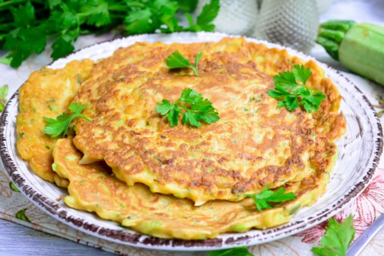 Fladenbrote aus jungen Zucchini