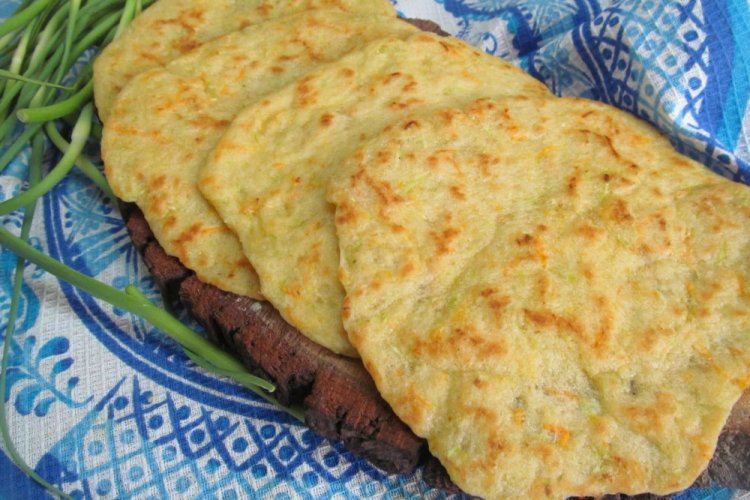 Zucchini-Fladenbrote mit geräuchertem Paprika