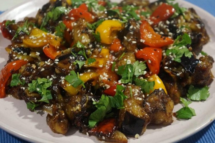 Chinese Eggplant with Tomatoes