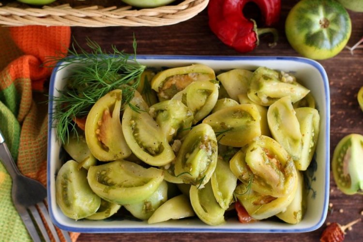 Tomates verdes con ácido cítrico para el invierno
