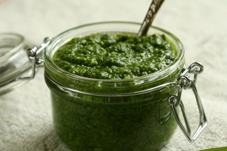 Basilikumsauce für Hähnchen