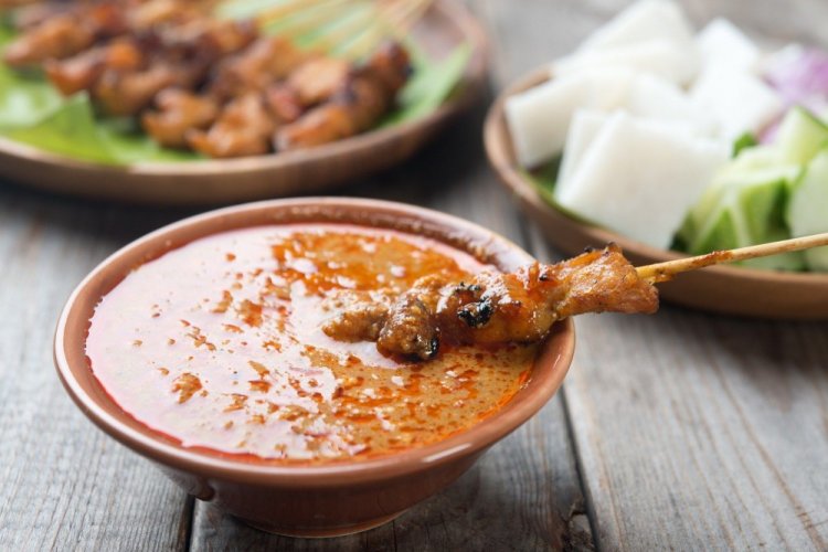 Erdnusssauce für Hähnchen