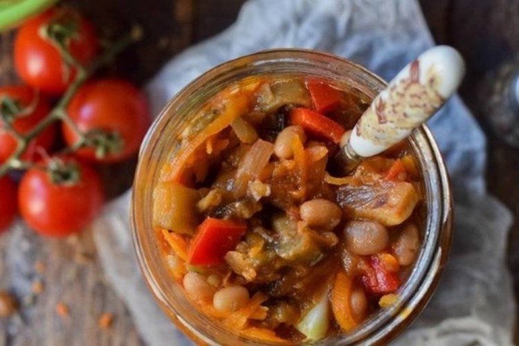 Eggplants with Beans for Winter