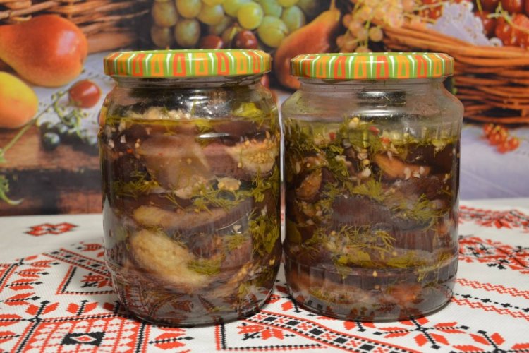 Eggplants with Garlic and Herbs for Winter