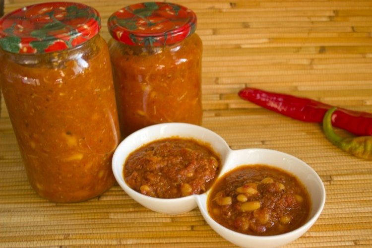 Ensalada de frijoles y cebolla para el invierno