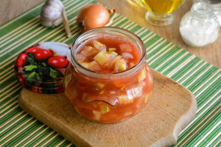 Ensalada «Uncle Ben's» de calabacín, pimiento dulce y ajo