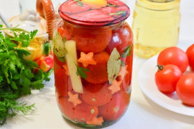 Tomates al estilo georgiano sin vinagre